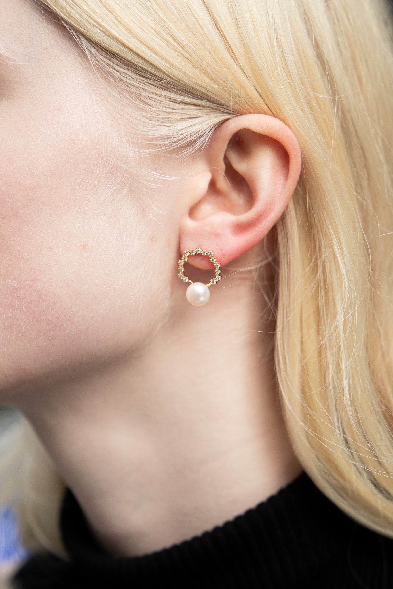 Cercle d’Écume Earrings in Gold