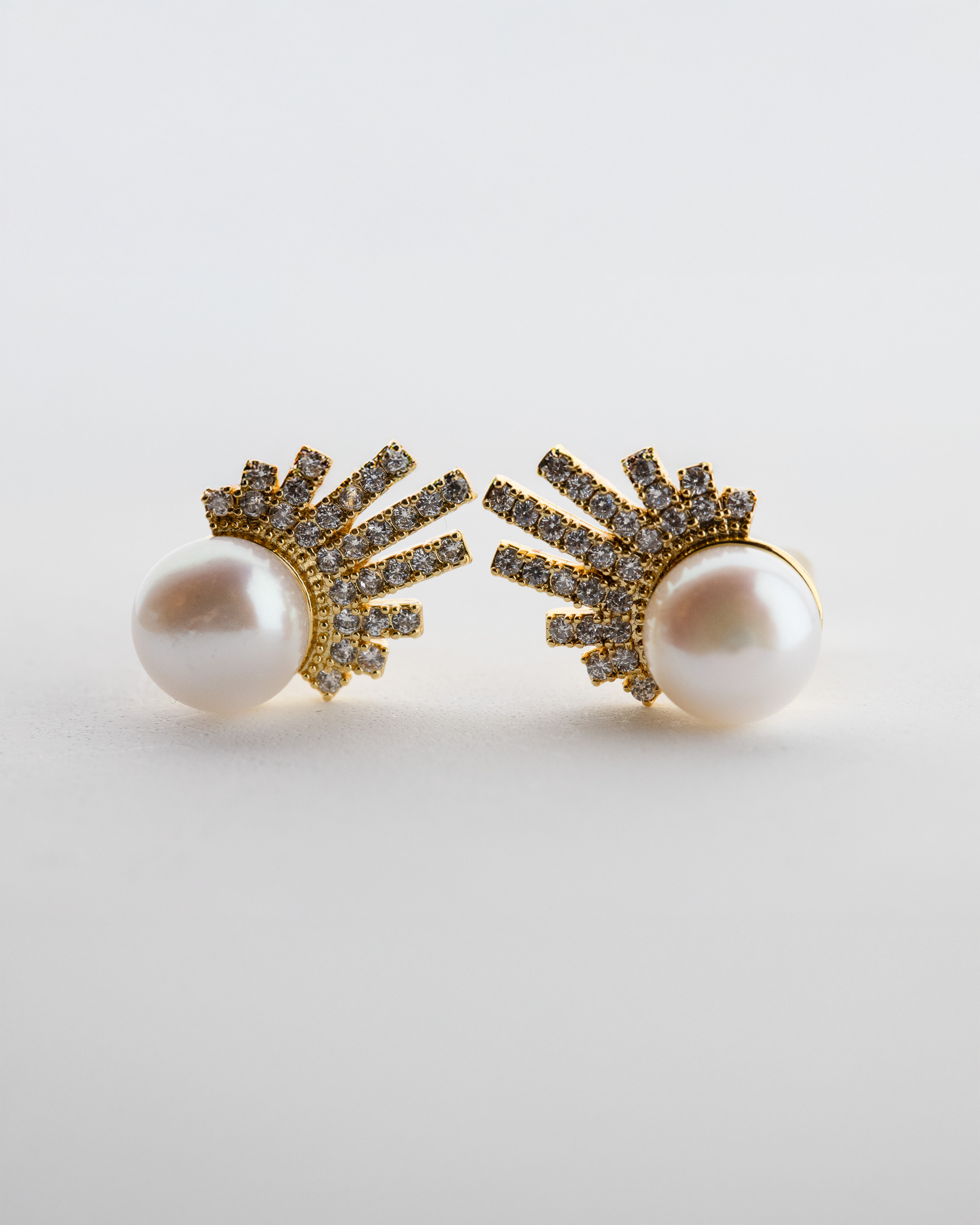 Rayon de Perle Earrings