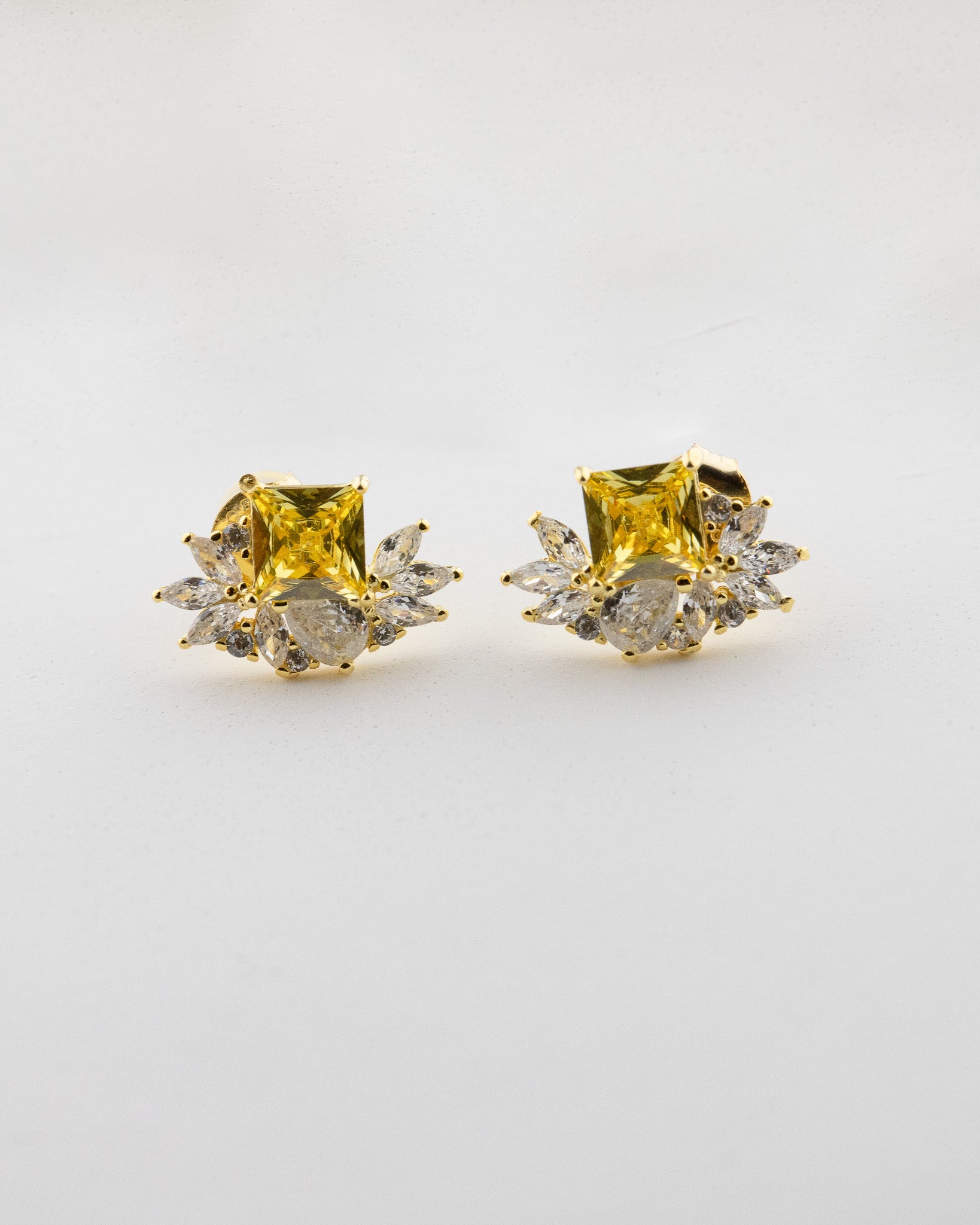Soleil de Provence Earrings in Gold