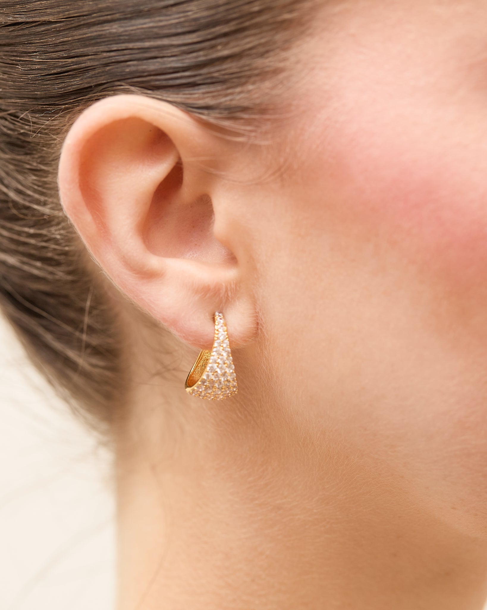 Triangle Pavé