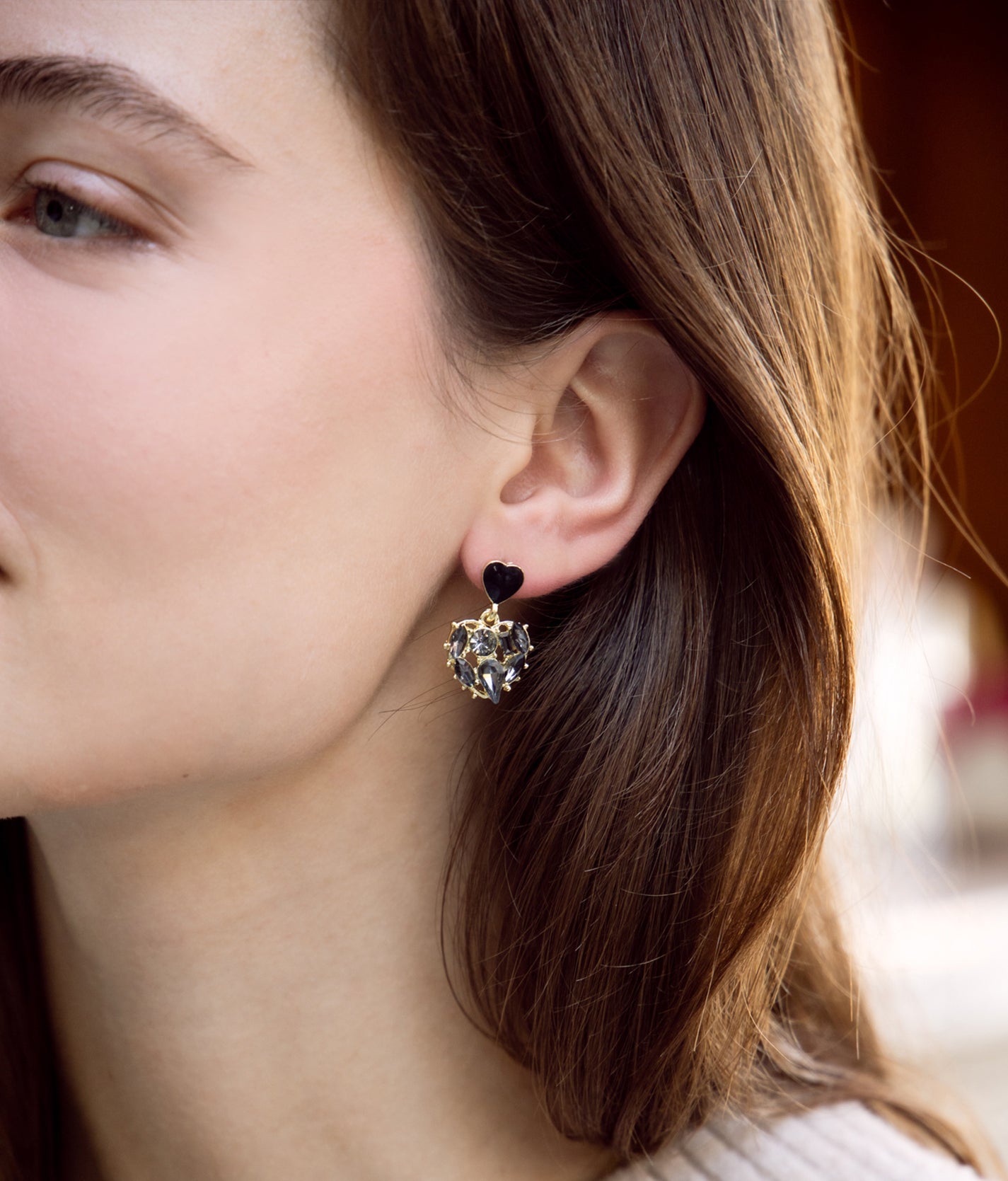 L'Amour Noir Crystal Earrings