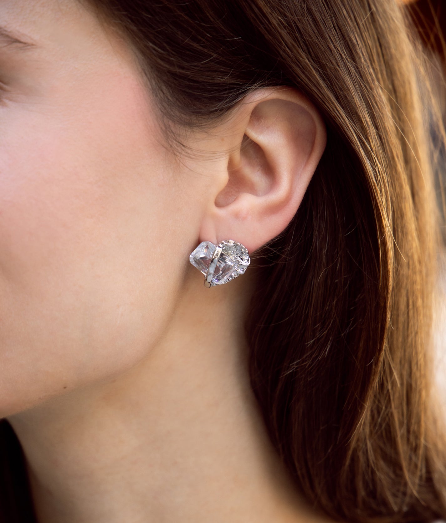 Zirconian Heart Earrings in Silver